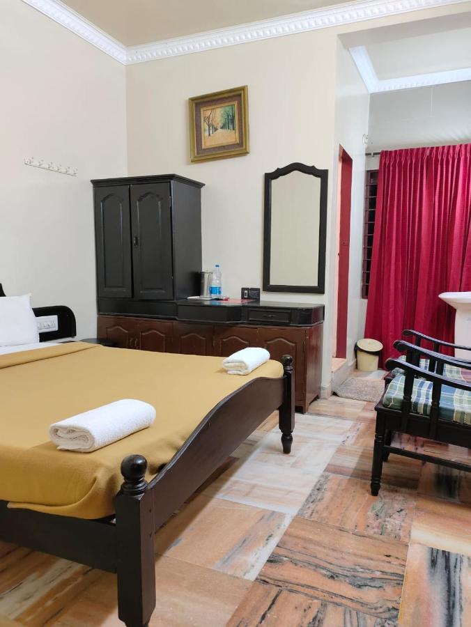 Hotel Hill Town Coorg Мадікері Екстер'єр фото